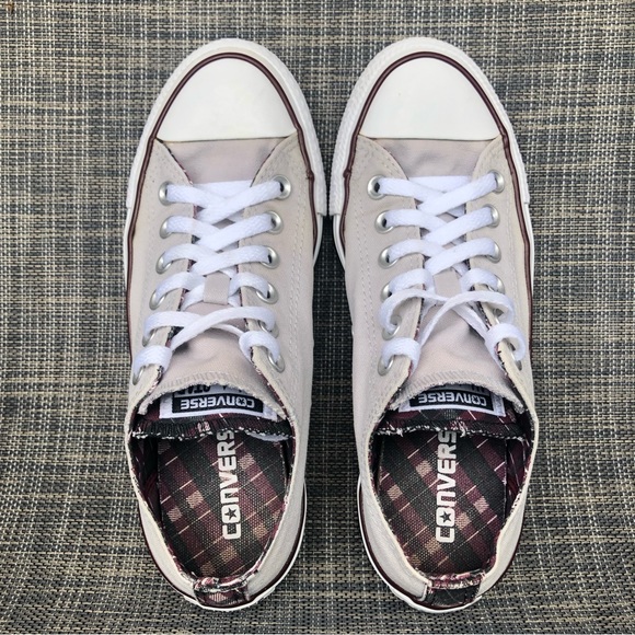 Converse Shoes - Converse Chuck Taylor All Star women’s size: 7